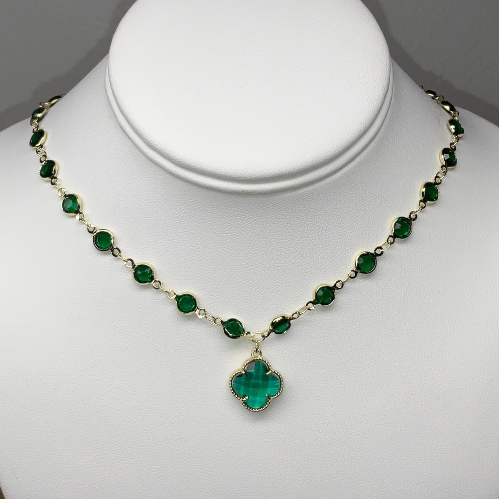 Green Cubic Zirconia Clover Pendant Necklace